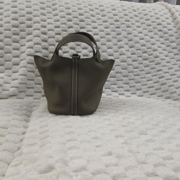 Women's Cowhide Bucket Bag, Fashionable Solid Color Taupe Handbag - Picture 5 of 14